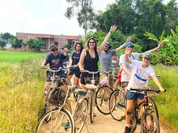 Best South Vietnam packages Mekong delta & Cuchi Tunnels - HCMC 3days tours