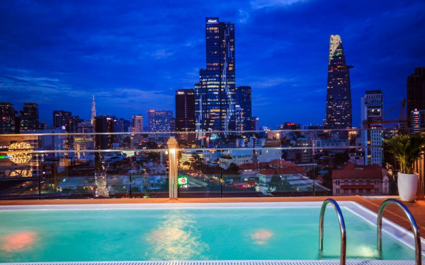 Winsuites Saigon Hotel