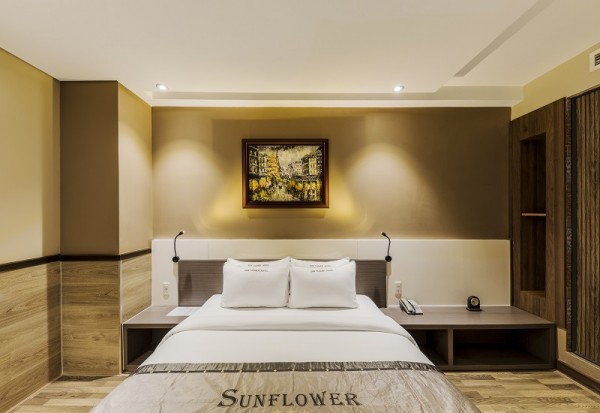 Sunflower Luxury Hotel Saigon